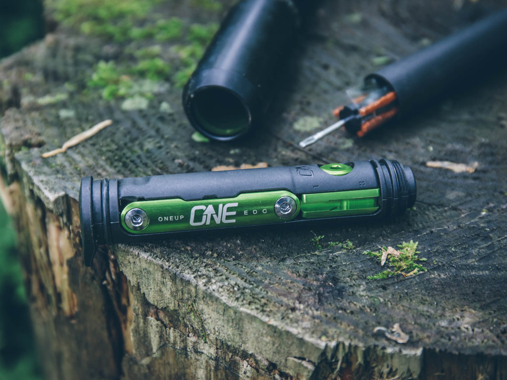 oneup components pump