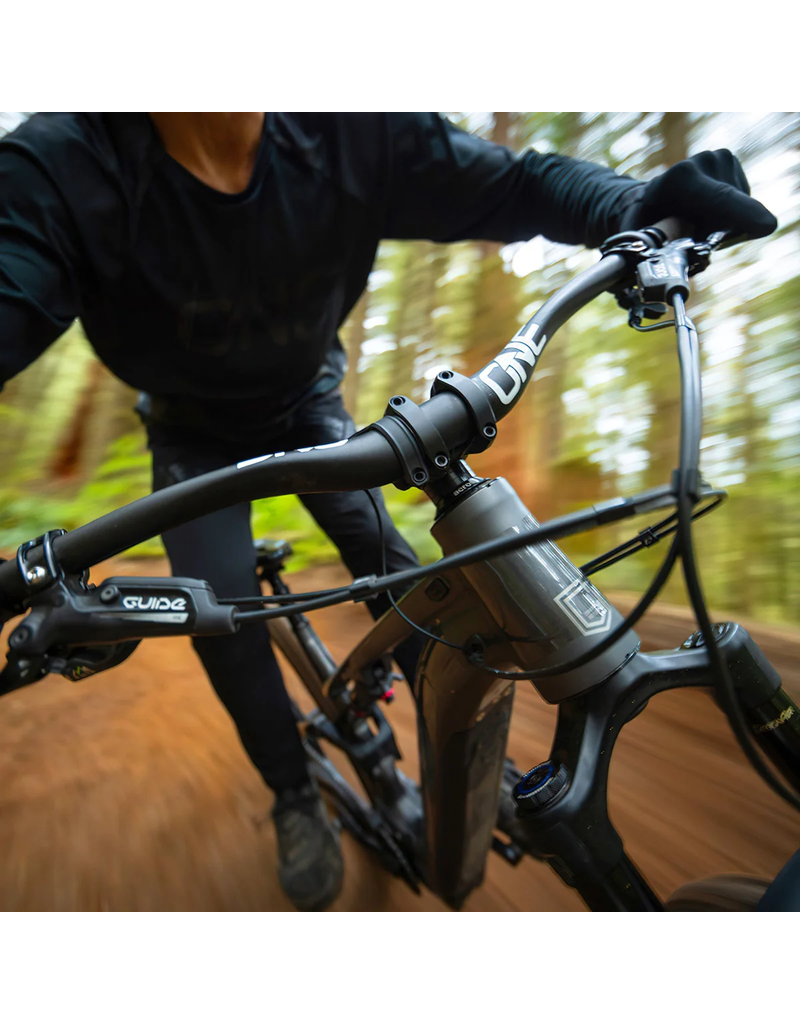 E Bar Carbon Handlebar 35mm 800mm wide x 35mm rise Mornington Berwick Cycles