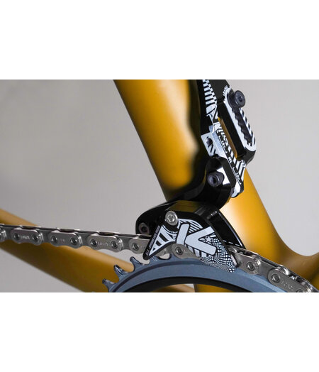 K-Edge RACE W Chain Guide - Waterbottle Cage Mount