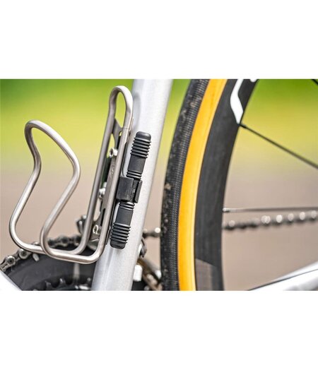 DynaPlug Tubeless Repair Kit - Carbon Racer MTB - Matte Black (with mount)