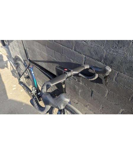 Trek Madone SL 6 Gen 8 Dark Star Custom Build, size ML only.!