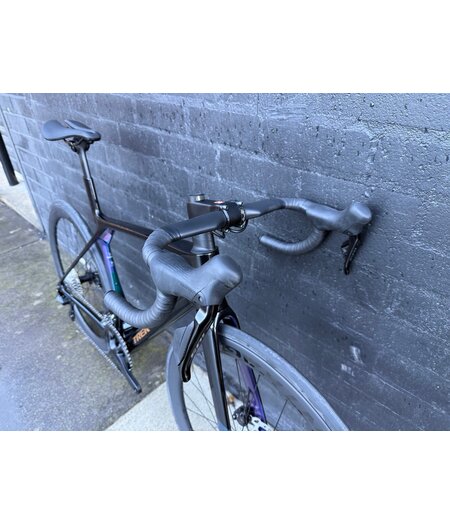 Trek Madone SL 6 Gen 8 Dark Star Custom Build, size M only.!