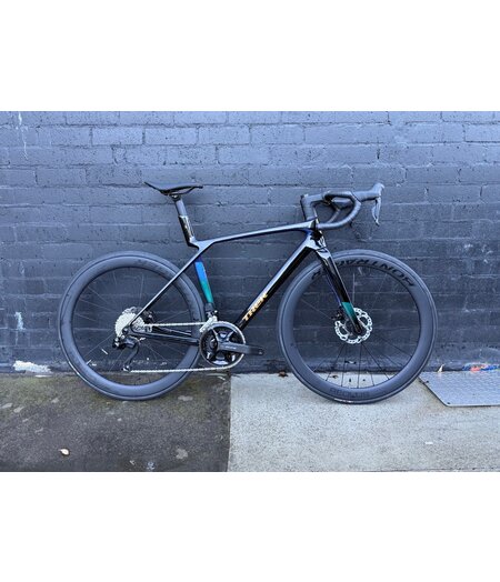 Trek Madone SL 6 Gen 8 Dark Star Custom Build, size M only.!