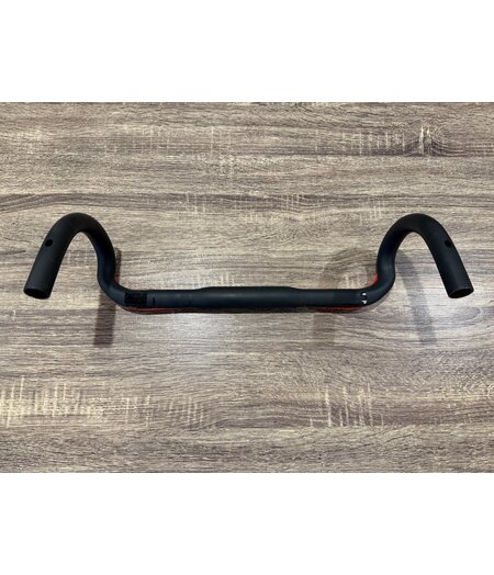 Bontrager *BLEM* Pro IsoCore VR-SF OE Carbon Handlebar 40cm at Hoods (42cm at Drops) Satin Black