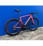 Specialized *USED* Tarmac SL8 Pro Custom Build SRAM Force / Classified Hub Gloss Carbon / Metallic Vivid Pink Strata / Electric Green, size 54cm