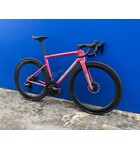 Specialized *USED* Tarmac SL8 Pro Custom Build SRAM Force / Classified Hub Gloss Carbon / Metallic Vivid Pink Strata / Electric Green, size 54cm