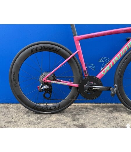 Specialized *USED* Tarmac SL8 Pro Custom Build SRAM Force / Classified Hub Gloss Carbon / Metallic Vivid Pink Strata / Electric Green, size 54cm