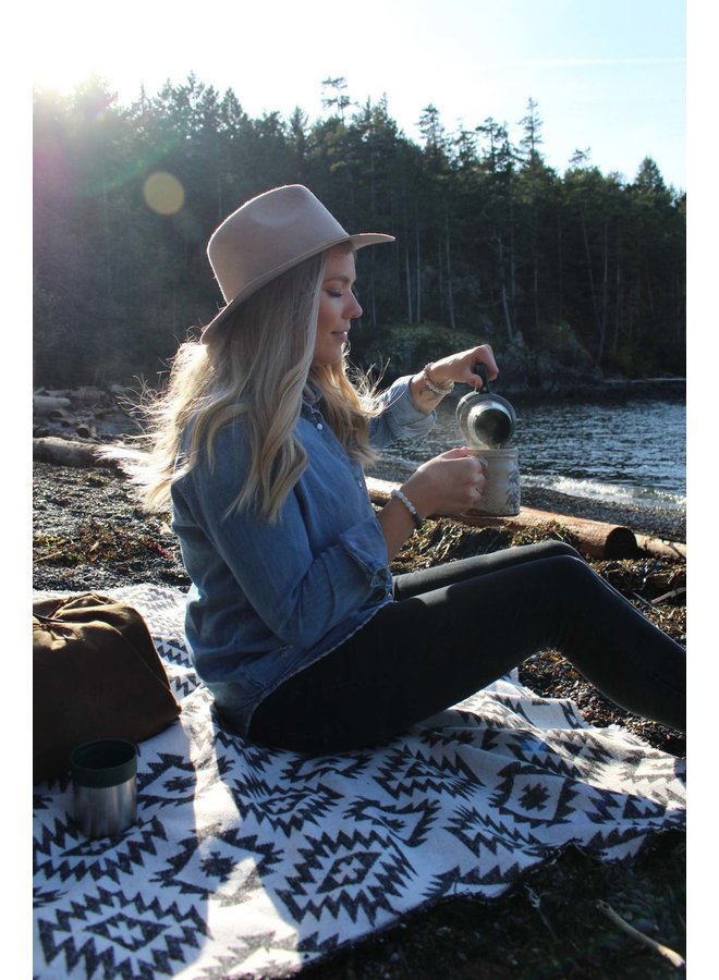 Tofino Beach Blanket - ISLA