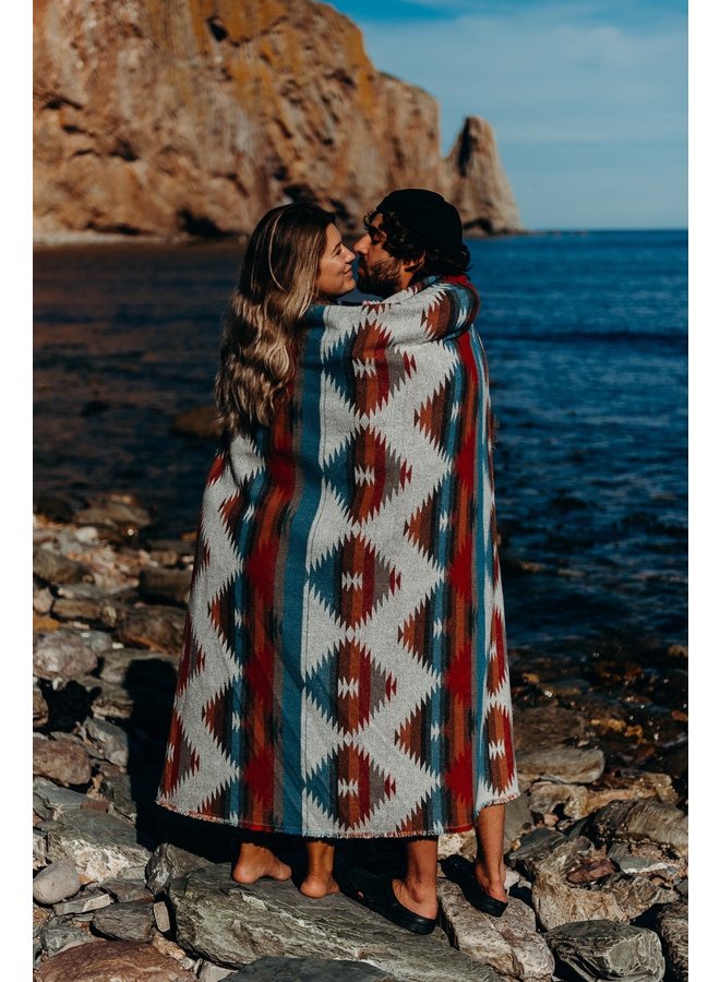 Tofino Beach Blanket - THE TRAVELLER