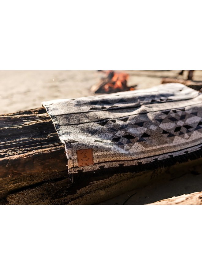 Tofino Beach Blanket - ALPINE