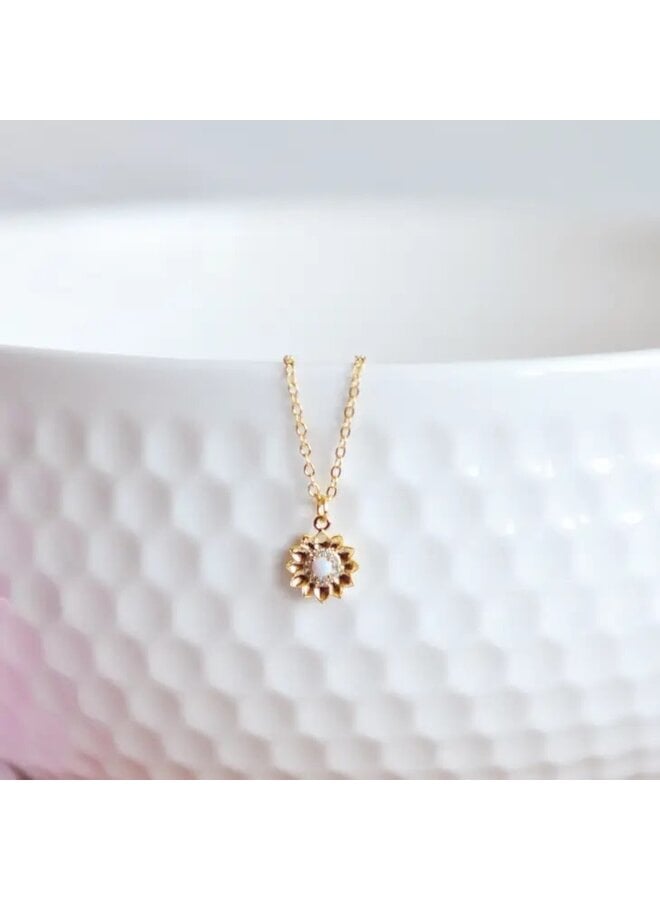 Sunflower Necklace Gold