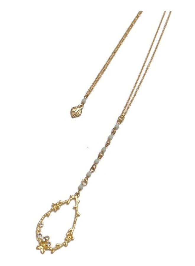 Dainty Gold Leaf Charm Floral Pendant Layering Necklace Set
