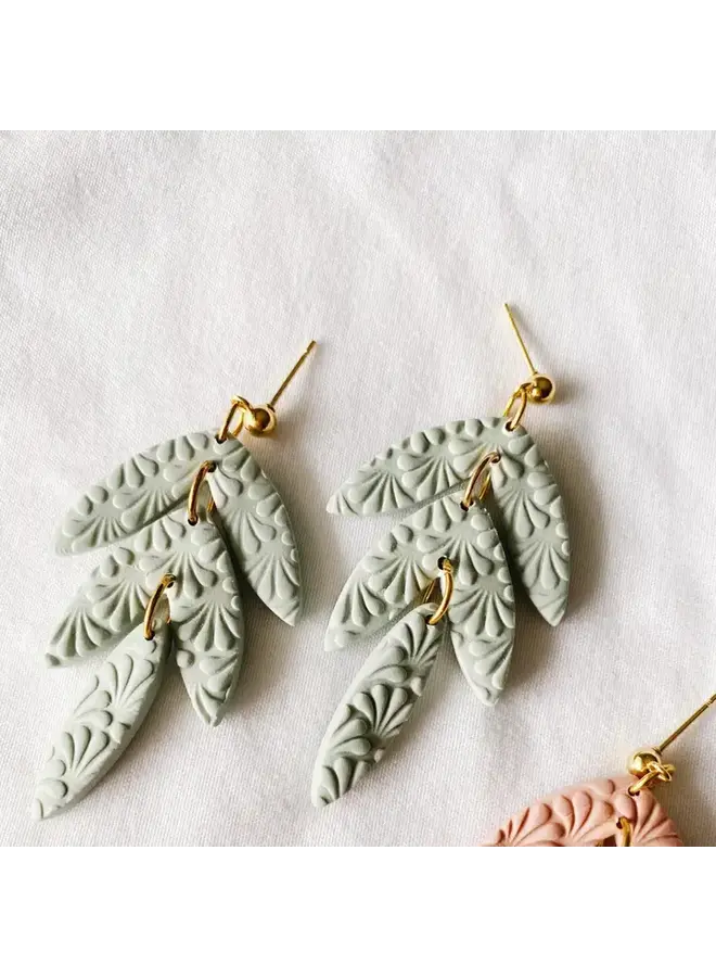 Dhalia Clay Dangle Earrings