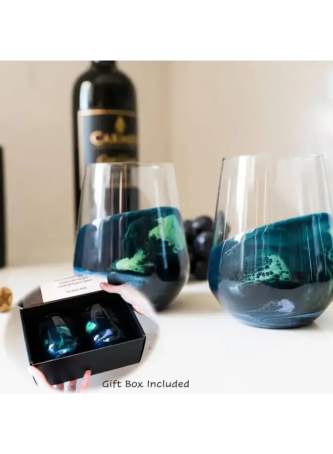 Resin Accented Wine Glass 2 Pack