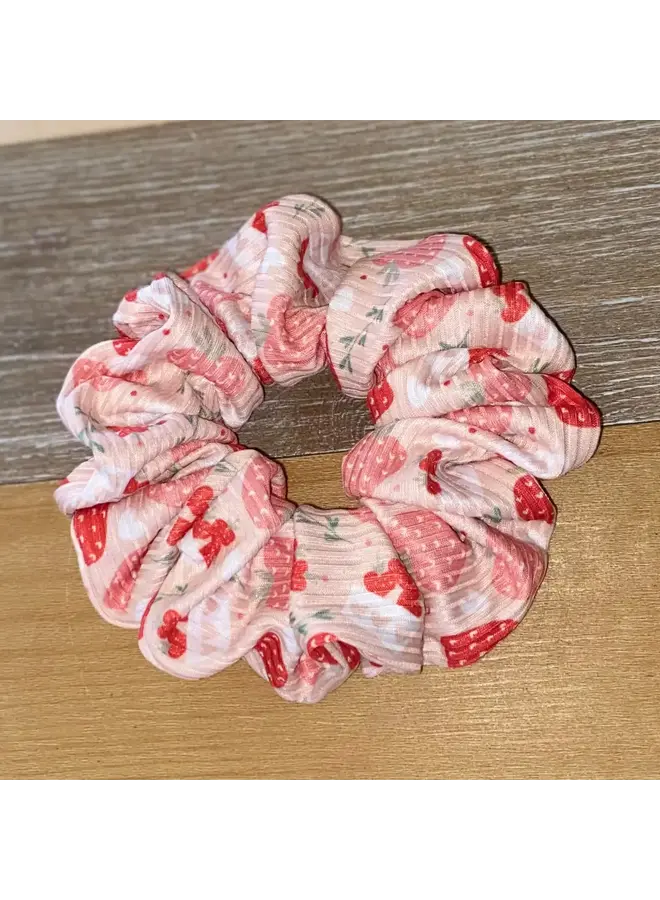 Berry Love Scrunchie