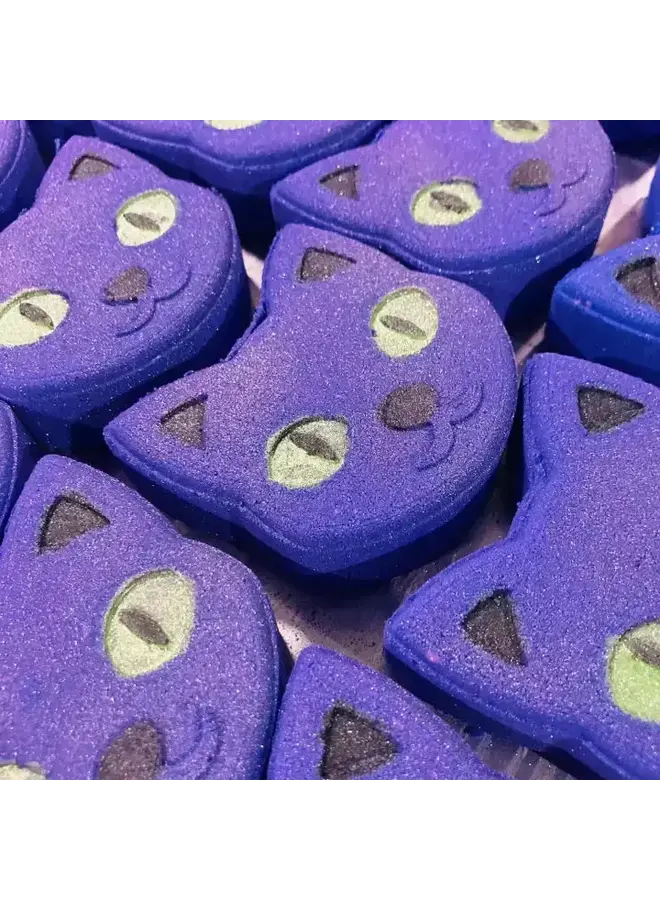 Purple Cat Bath Bomb