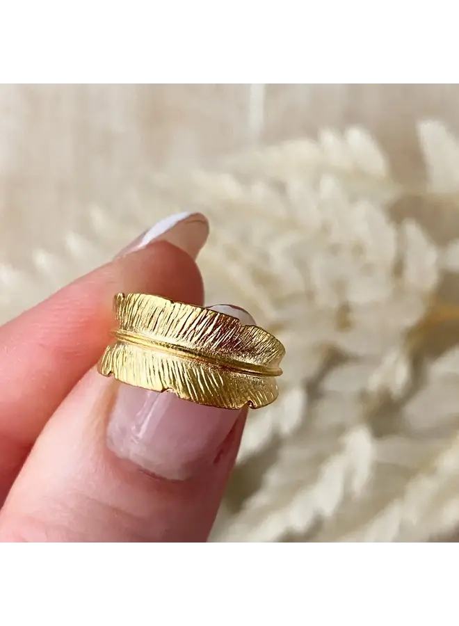 Feathered Ring