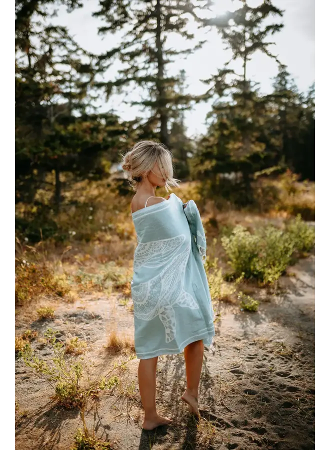 Seafoam Humpback Whales 100% Cotton Turkish Towel