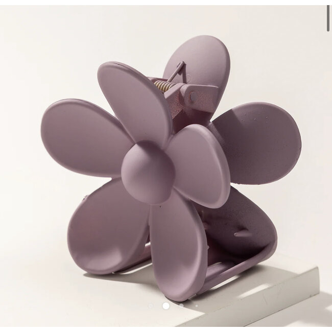 Matte Flower Hair Claw