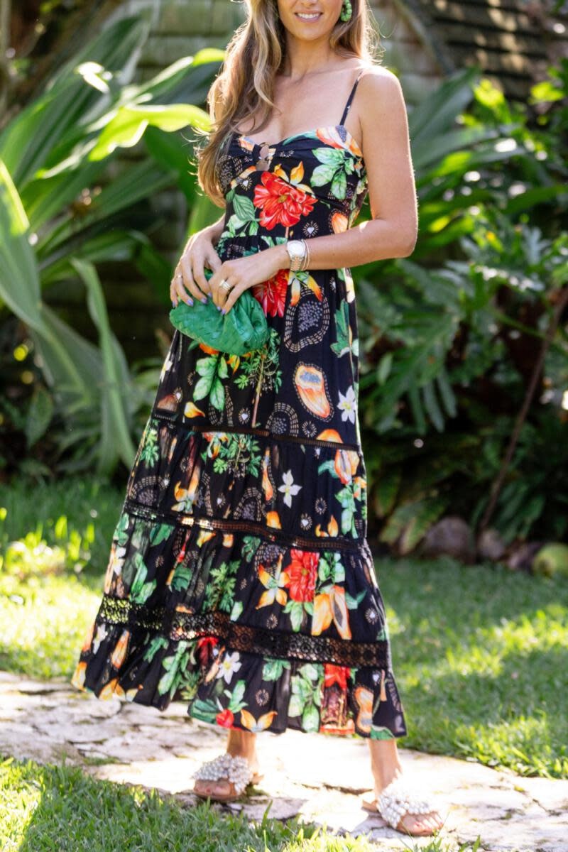 La Jolla Dress Tide & Table