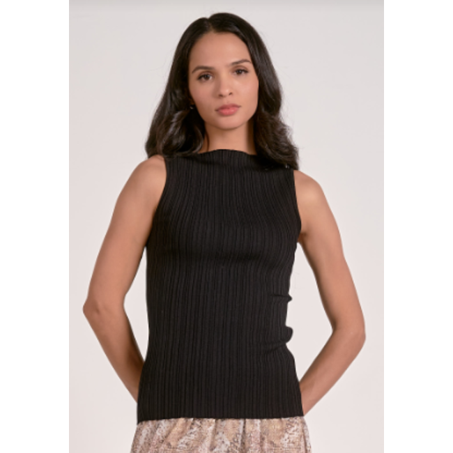 Crewneck Sleeveless Top