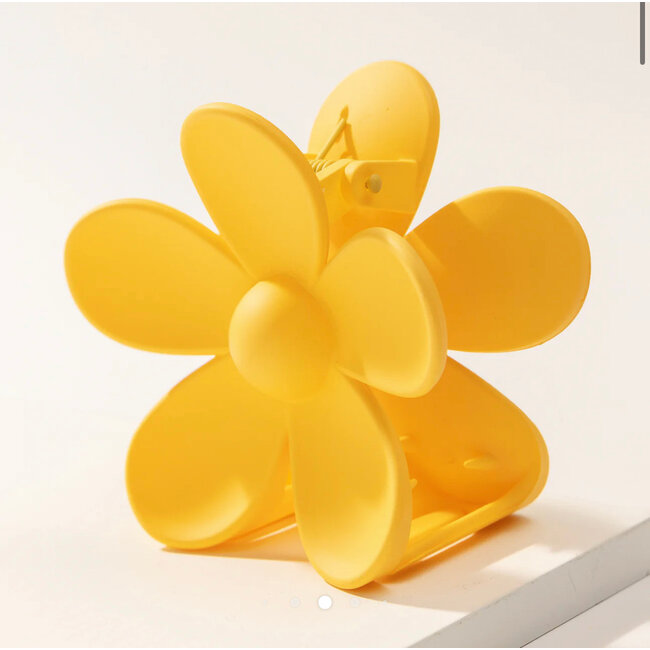 Matte Flower Hair Claw