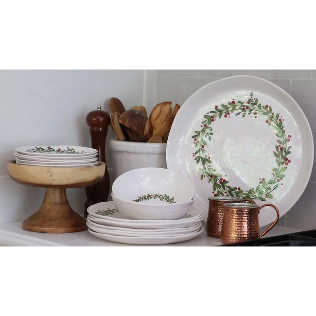 Christmas Wreath Serving