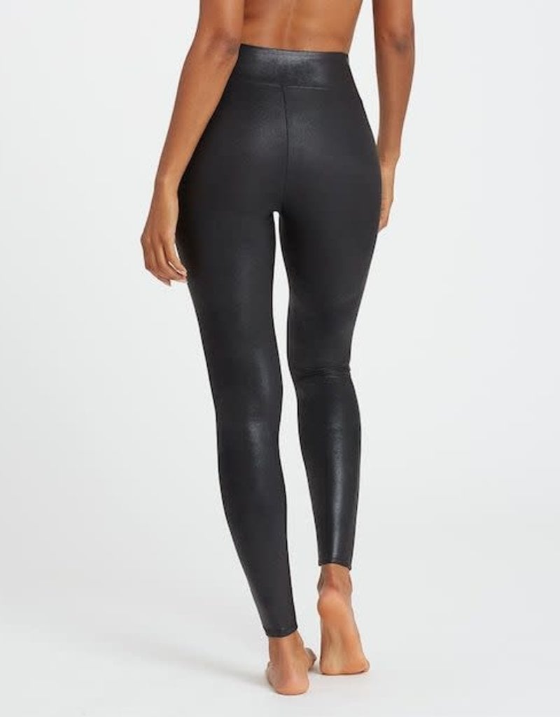 Spanx© FAUX LEATHER LEGGING