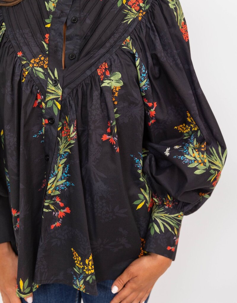 Karlie Floral Pleat Poplin Button Up