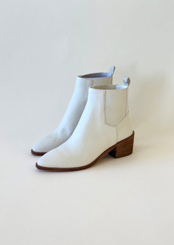 Chinese Laundry Filip Bootie Ecru