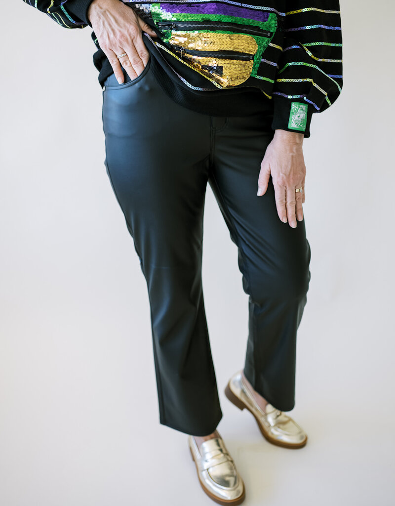 Daze Shy Girl Crop Flare Cinematic