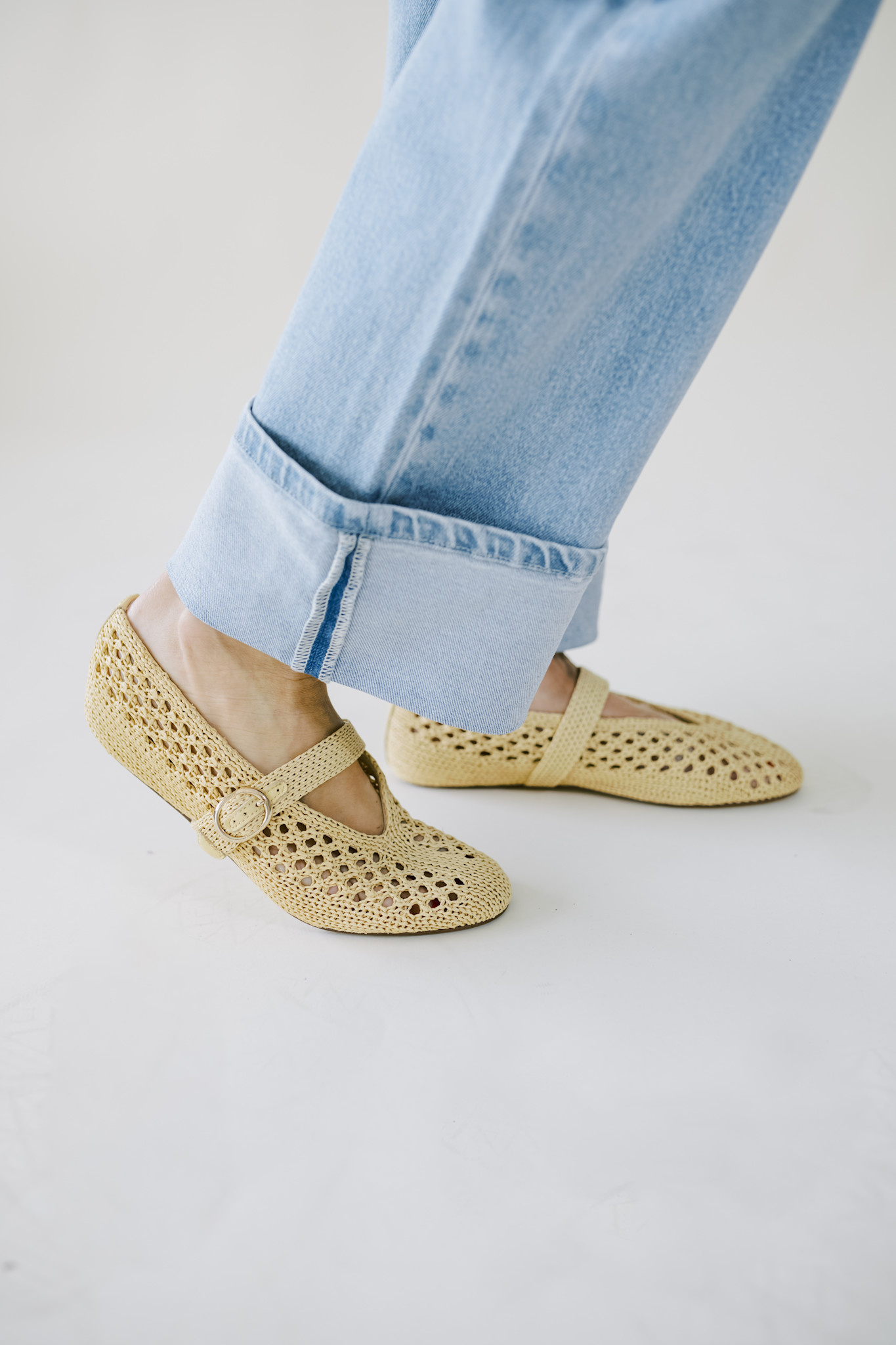 Alara Natural Raffia Flat - Southern Accents Boutique