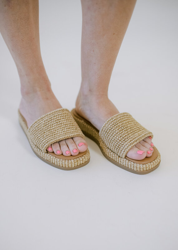 Steve Madden Boardwalk Raffia Platform Sandal
