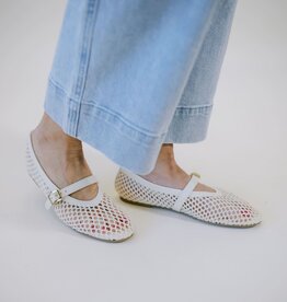 Coconuts by Matisse Nolita Ballet Flat Ivory