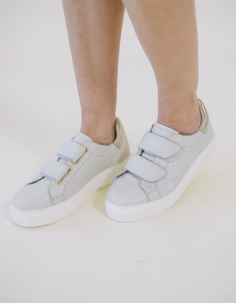 Seychelles Trading Places Sneaker