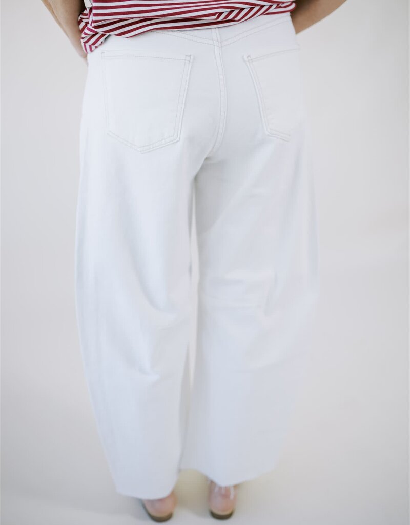 Just Black Barrel Jean w/ Seams Off White