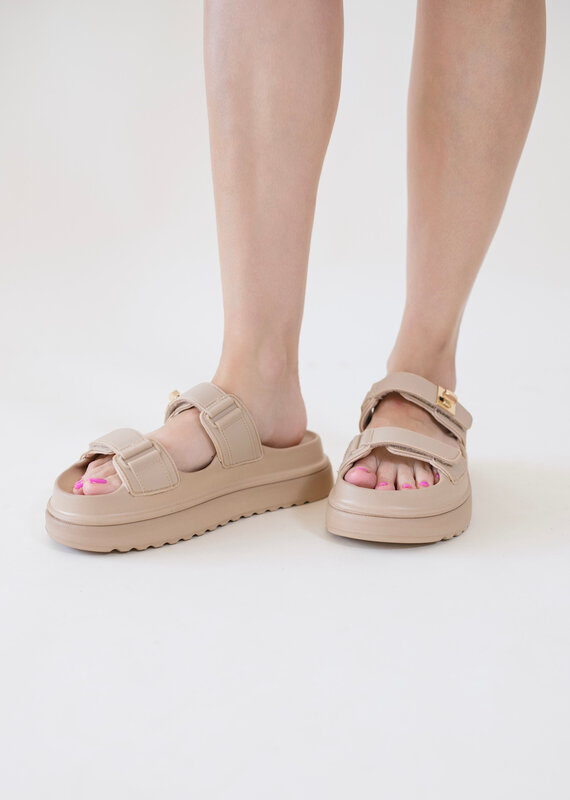 Steve Madden Bigschmona Platform Sandal Natural