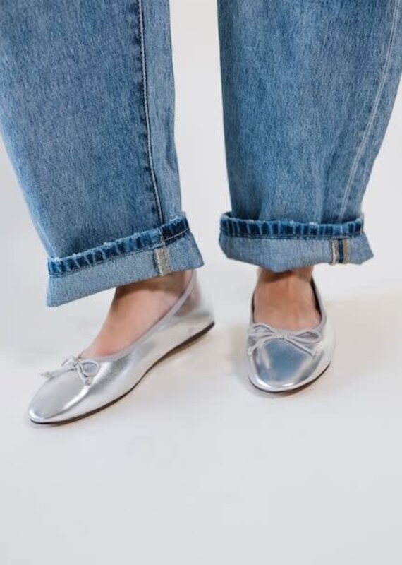 Chinese Laundry Audrey Metallic Ballet Flat Silver