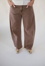 Just Black Vintage Espresso Barrel Jean