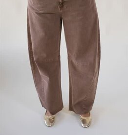 Just Black Vintage Espresso Barrel Jean