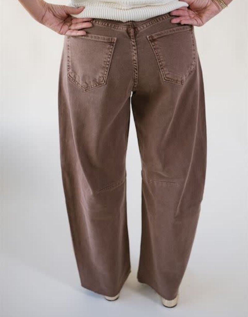 Just Black Vintage Espresso Barrel Jean