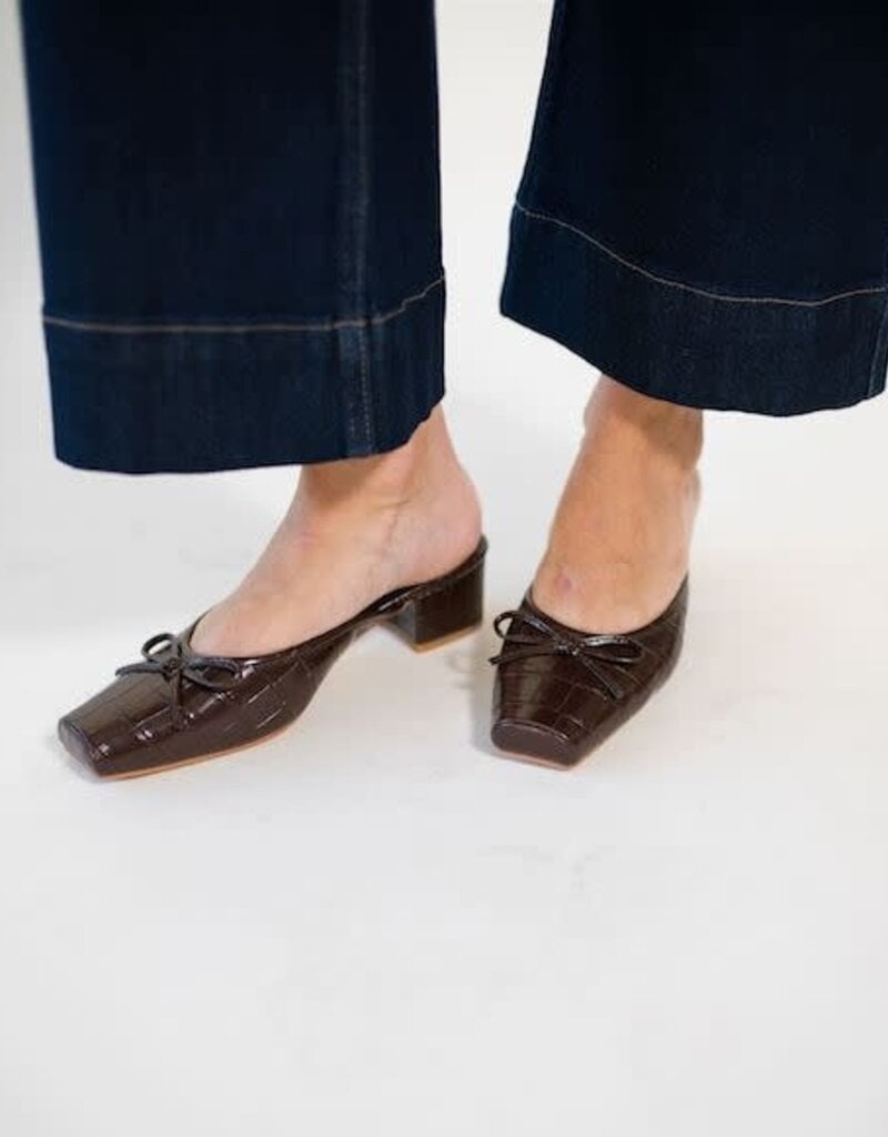 Coconuts by Matisse Geneva Heeled Mule Coffee Croc