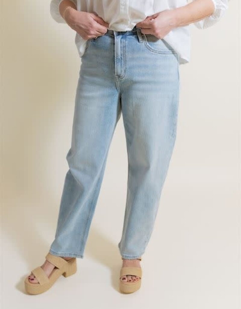 Vervet Madden Long Barrel Jean Liking