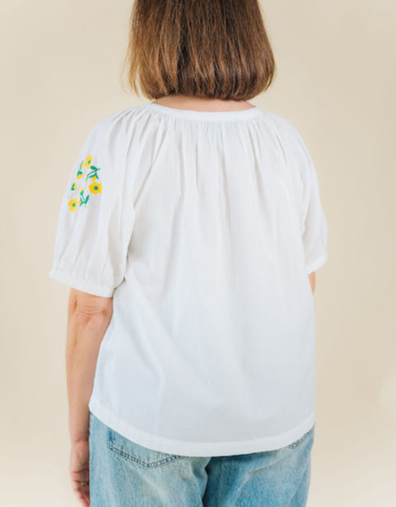 Karen Kane Sundazed Embroidered Peasant Top