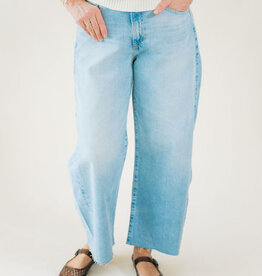 AG Jeans Hattie Crop Gesture