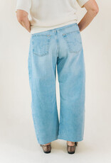 AG Jeans Hattie Crop Gesture