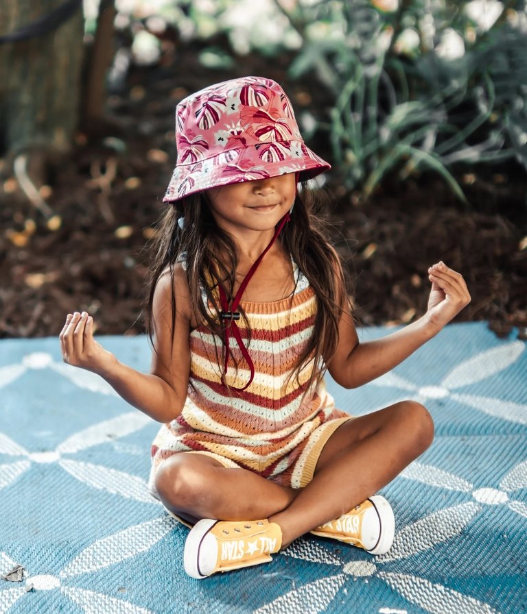 HEADSTER KIDS HEADSTER PANAMA BUCKET HAT RASBERRY RED