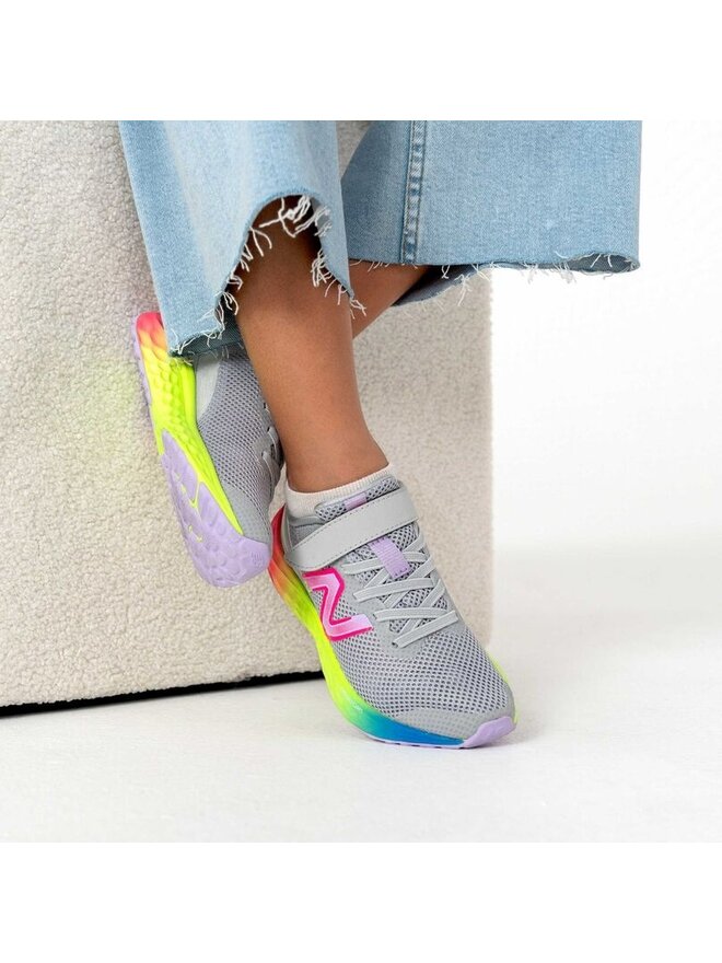New balance girls shop arishi