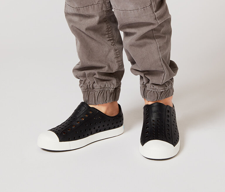 NATIVE Jefferson Noir / Blanc
