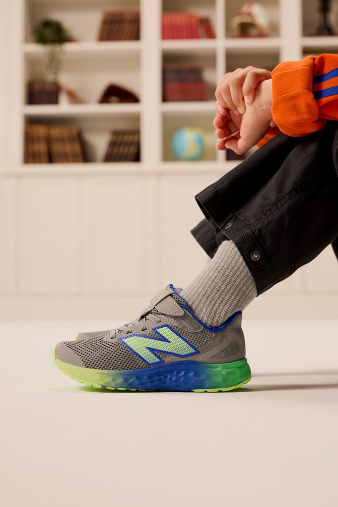 NEW BALANCE Fresh Foam ARISHI v4 Gris Multi
